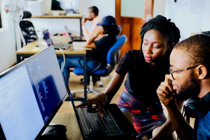 Tech Transformations in Learning: How AI, VR, and Blockchain are Revolutionizing Education